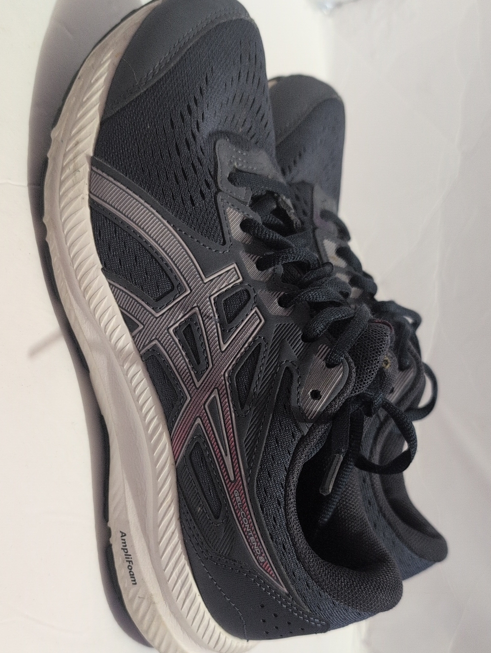Black Woman's Running Shoes - Brand: ASICS